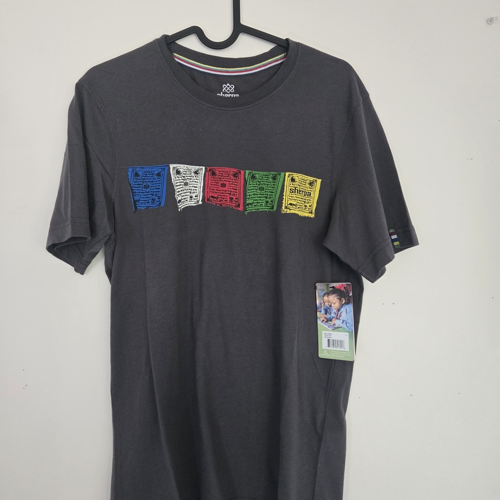 Sherpa Advendure Gray Tshirt Mens Small